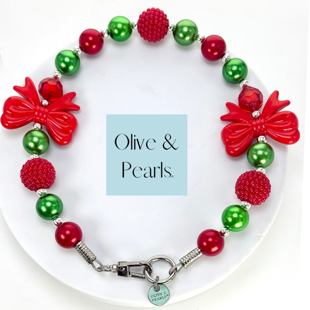 The “Emmy Lou” Christmas Pearl Dog Collar