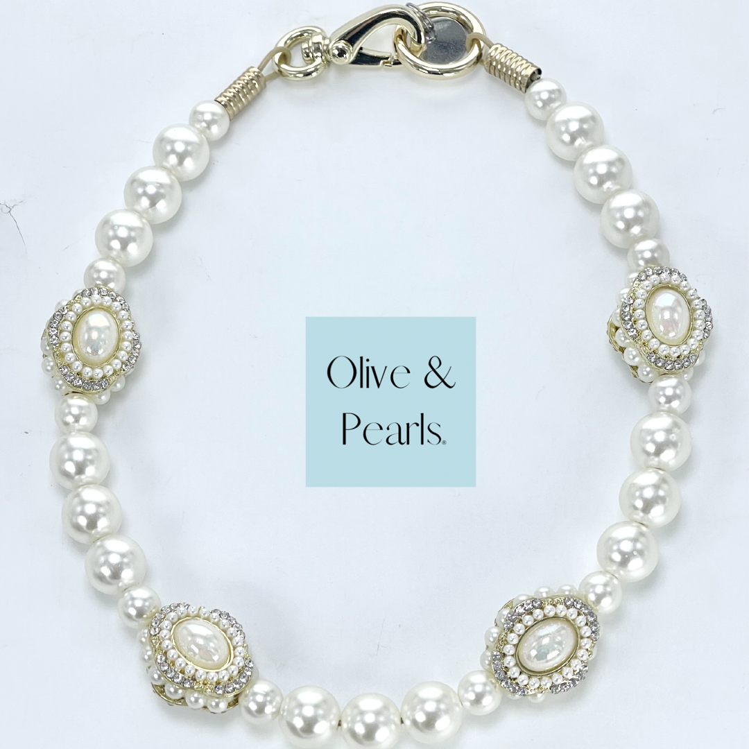 The Alexandria Pearl Dog Collar