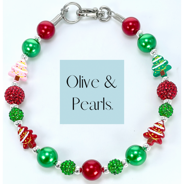 The "Hollis" Christmas Pearl Dog Collar